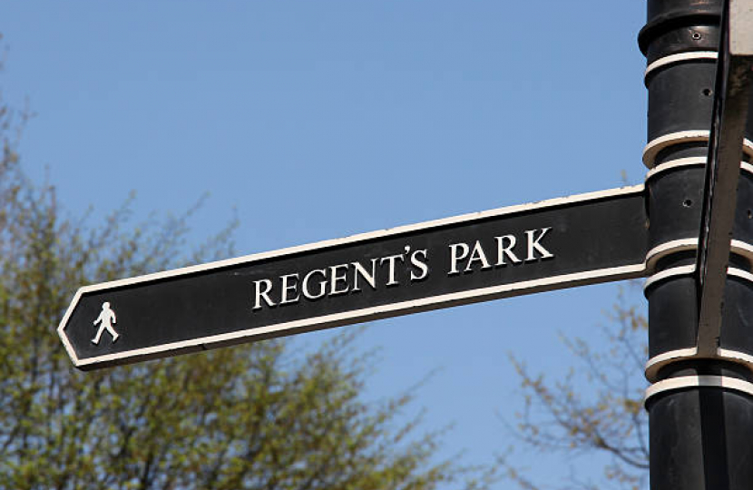 Regent's Park sign.
